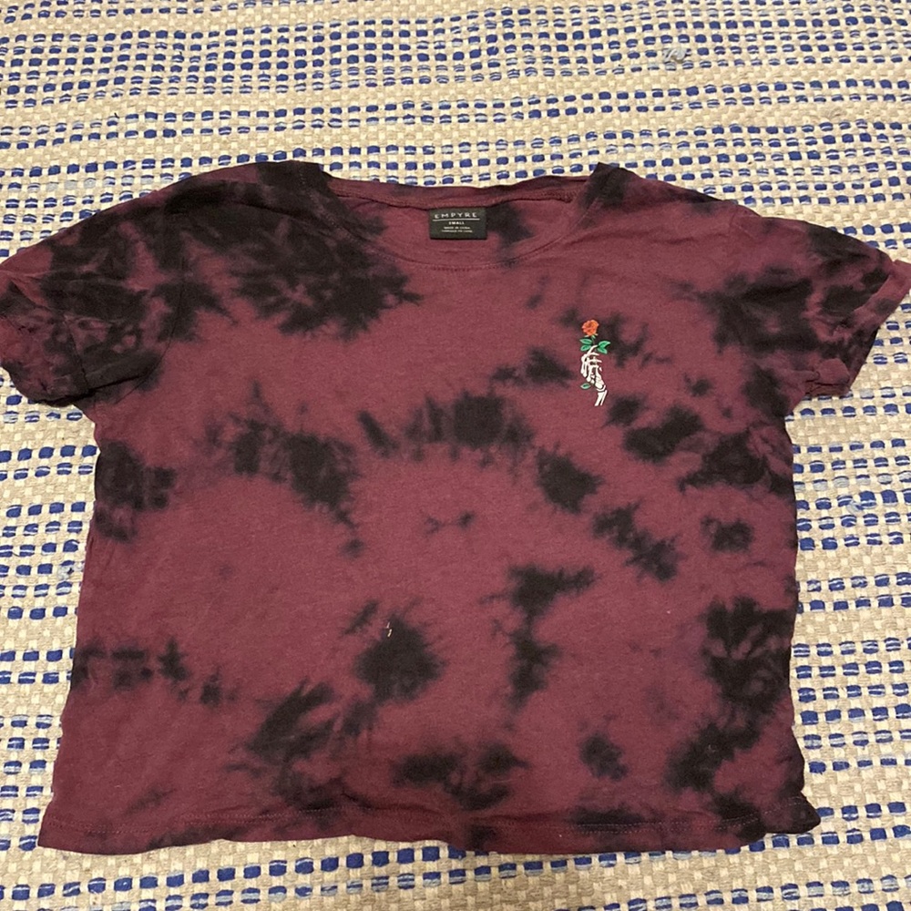 Empyre small T-shirt